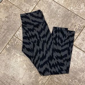 Lululemon- align high rise 25”